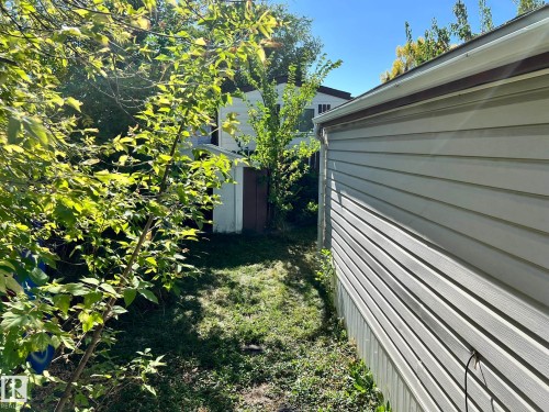 7 Hillcrest Drive, Edmonton, AB - Outdoor