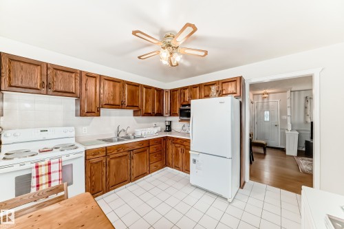 8602 158 Street, Edmonton, AB - Indoor Photo Showing Kitchen With Double Sink