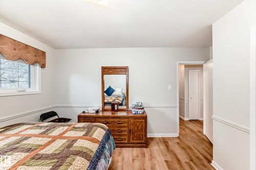 8602 158 Street, Edmonton, AB - Indoor Photo Showing Bedroom