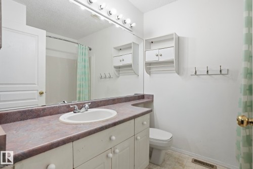 5304 190 Street, Edmonton, AB - Indoor Photo Showing Bathroom