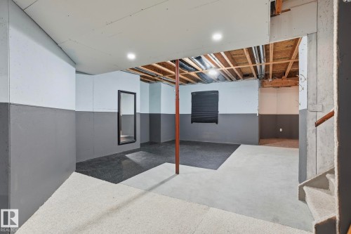 5304 190 Street, Edmonton, AB - Indoor