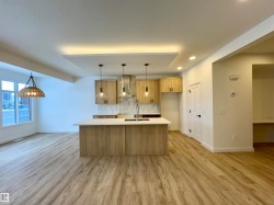 8223 KIRIAK Loop  Edmonton, AB T6W 5S2