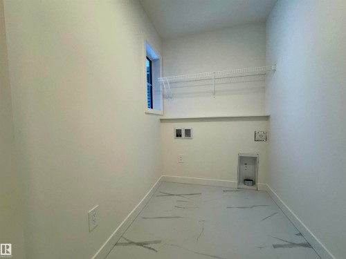 8223 Kiriak Loop, Edmonton, AB - Indoor