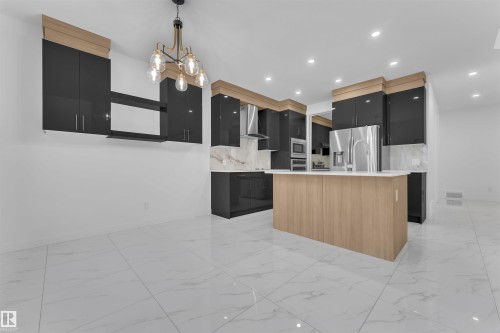 3512 41 Avenue, Beaumont, AB - Indoor Photo Showing Kitchen With Upgraded Kitchen