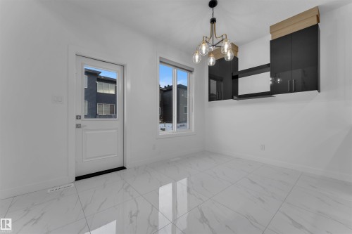 3512 41 Avenue, Beaumont, AB - Indoor Photo Showing Other Room