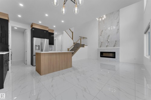 3512 41 Avenue, Beaumont, AB - Indoor Photo Showing Kitchen