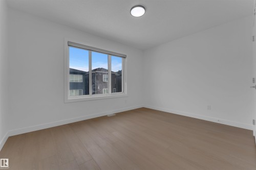 3512 41 Avenue, Beaumont, AB - Indoor Photo Showing Other Room