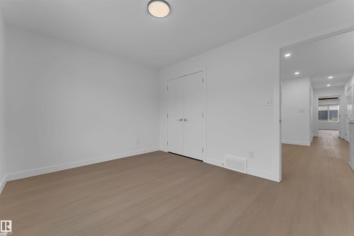 3512 41 Avenue, Beaumont, AB - Indoor Photo Showing Other Room