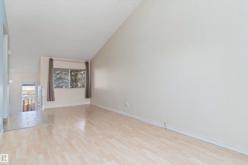 3415 48 Street, Edmonton, AB - Indoor Photo Showing Other Room