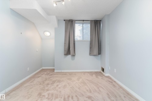 3415 48 Street, Edmonton, AB - Indoor Photo Showing Other Room
