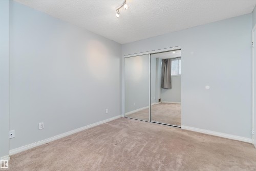 3415 48 Street, Edmonton, AB - Indoor Photo Showing Other Room