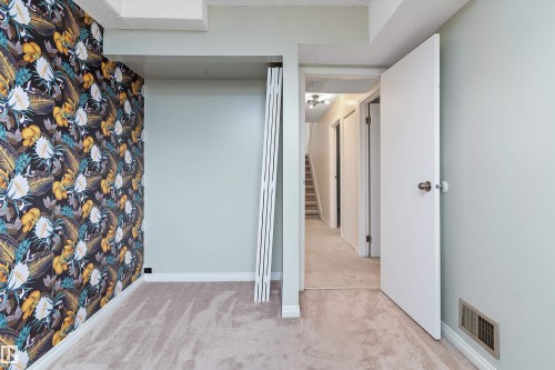 3415 48 Street, Edmonton, AB - Indoor