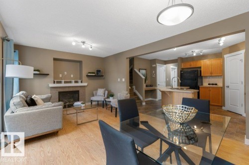 70 14208 36 Street, Edmonton, AB - Indoor Photo Showing Living Room With Fireplace
