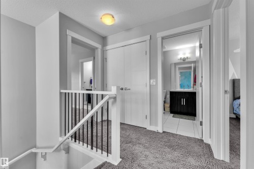 728 177 Street, Edmonton, AB - Indoor Photo Showing Other Room