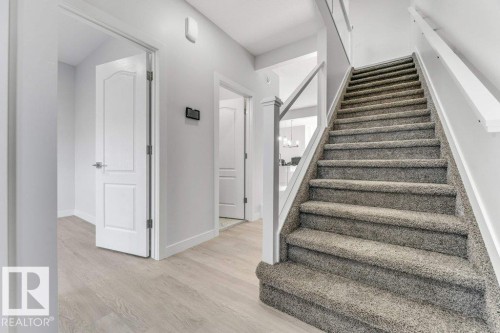 1007 Aster Boulevard, Edmonton, AB - Indoor Photo Showing Other Room