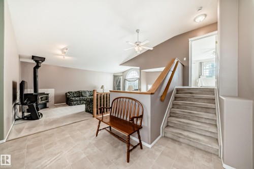 22 Lakewood Cove N, Spruce Grove, AB - Indoor Photo Showing Other Room