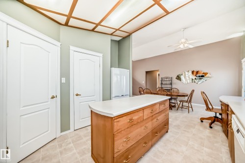 22 Lakewood Cove N, Spruce Grove, AB - Indoor Photo Showing Other Room