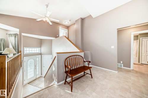 22 Lakewood Cove N, Spruce Grove, AB - Indoor Photo Showing Other Room