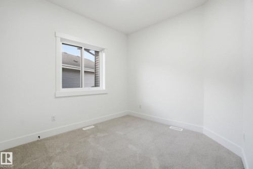 3309 Chernowski Way, Edmonton, AB - Indoor Photo Showing Other Room