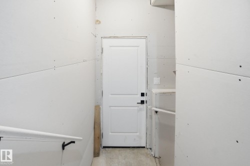 3309 Chernowski Way, Edmonton, AB - Indoor Photo Showing Other Room