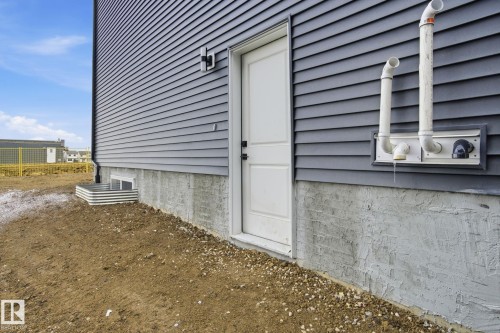 3309 Chernowski Way, Edmonton, AB - Outdoor