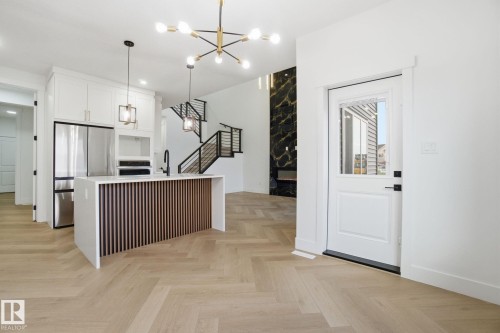 3309 Chernowski Way, Edmonton, AB - Indoor