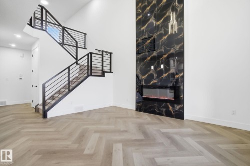 3309 Chernowski Way, Edmonton, AB - Indoor Photo Showing Other Room