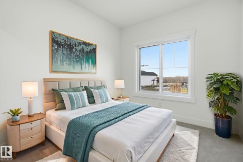 3309 Chernowski Way, Edmonton, AB - Indoor Photo Showing Bedroom