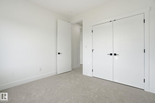 3294 Chernowski Way, Edmonton, AB - Indoor Photo Showing Other Room