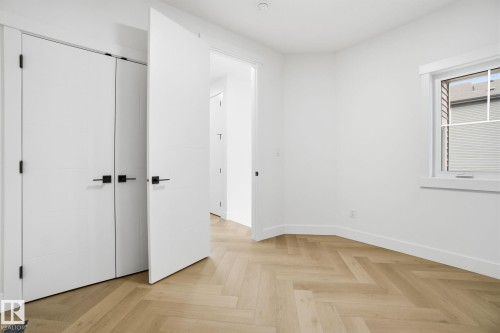 3294 Chernowski Way, Edmonton, AB - Indoor Photo Showing Other Room
