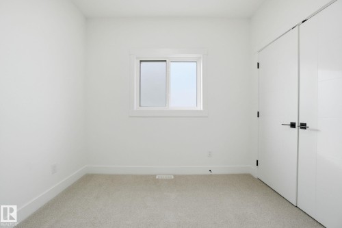 3294 Chernowski Way, Edmonton, AB - Indoor Photo Showing Other Room