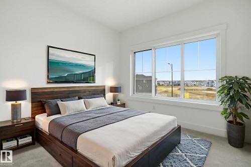 3294 Chernowski Way, Edmonton, AB - Indoor Photo Showing Bedroom
