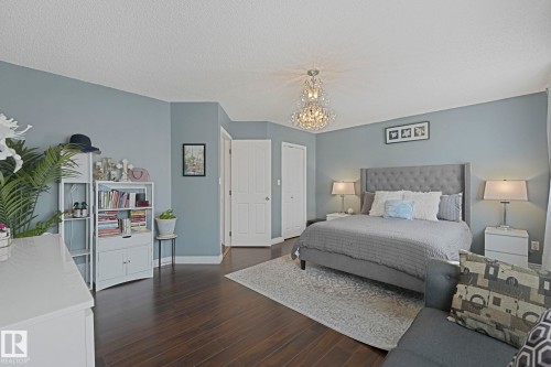 9540 177 Avenue, Edmonton, AB - Indoor Photo Showing Bedroom