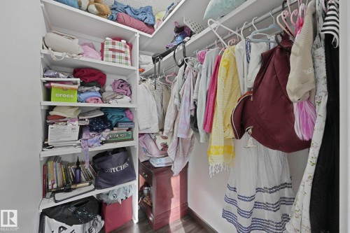 9540 177 Avenue, Edmonton, AB - Indoor With Storage