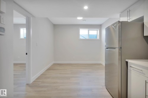 374 Bluff Cove, Leduc, AB - Indoor