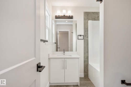 374 Bluff Cove, Leduc, AB - Indoor Photo Showing Bathroom