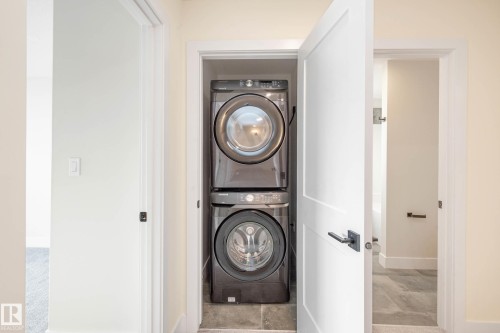 374 Bluff Cove, Leduc, AB - Indoor Photo Showing Laundry Room