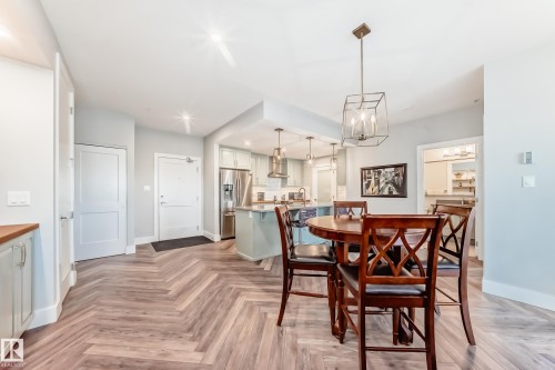 307 528 Griesbach Parade, Edmonton, AB - Indoor Photo Showing Dining Room