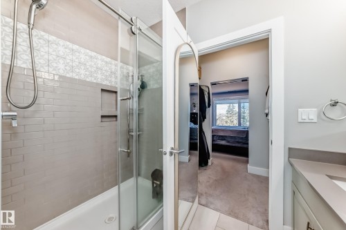 307 528 Griesbach Parade, Edmonton, AB - Indoor Photo Showing Bathroom