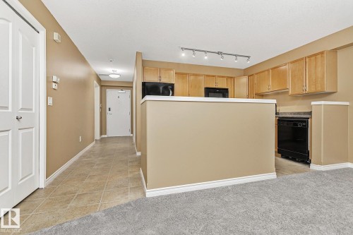 110 1589 Glastonbury Boulevard, Edmonton, AB - Indoor