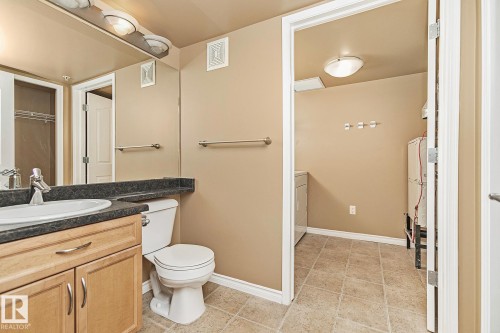 110 1589 Glastonbury Boulevard, Edmonton, AB - Indoor Photo Showing Bathroom