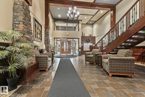 110 1589 Glastonbury Boulevard, Edmonton, AB - Indoor Photo Showing Other Room