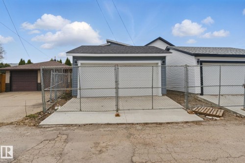 10711 52 Street, Edmonton, AB - Outdoor With Exterior