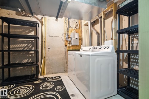 21-671 Silver Berry Road, Edmonton, AB - Indoor Photo Showing Laundry Room