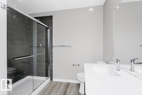 2363 Egret Way, Edmonton, AB - Indoor Photo Showing Bathroom