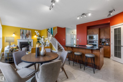4992 Thibault Way, Edmonton, AB - Indoor Photo Showing Dining Room