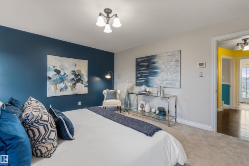 4992 Thibault Way, Edmonton, AB - Indoor Photo Showing Bedroom