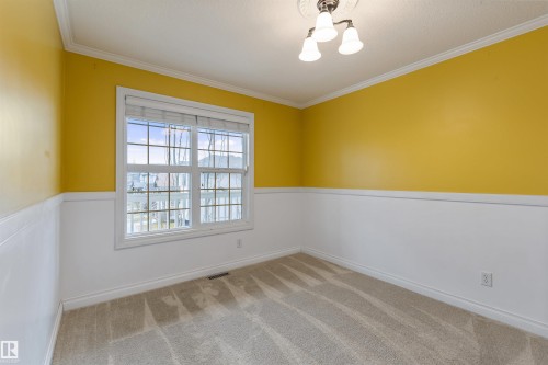 4992 Thibault Way, Edmonton, AB - Indoor Photo Showing Other Room