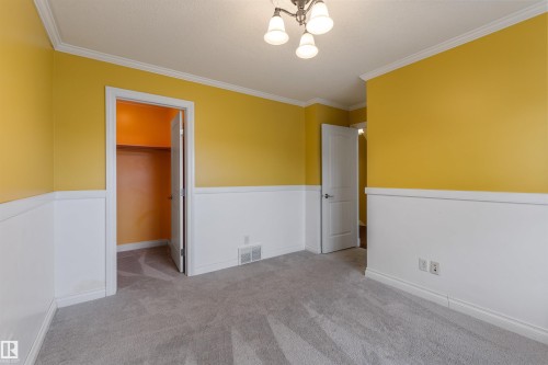 4992 Thibault Way, Edmonton, AB - Indoor Photo Showing Other Room