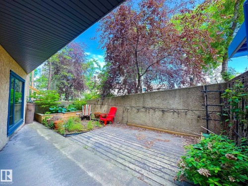 105 11415 100 Avenue, Edmonton, AB - Outdoor